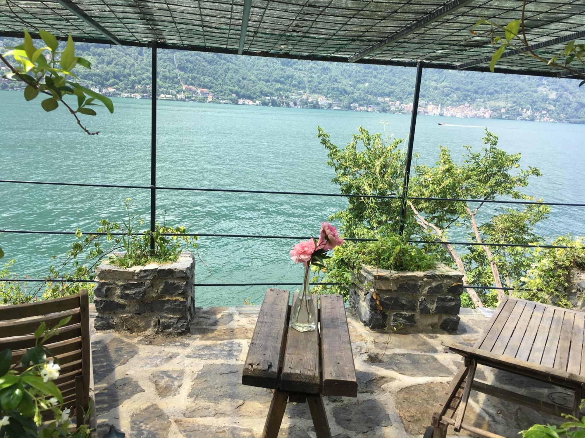 Castagna Holiday Home Nesso Luaran gambar