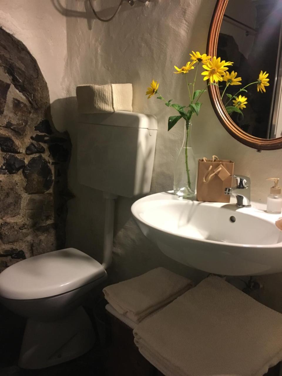 Castagna Holiday Home Nesso Luaran gambar